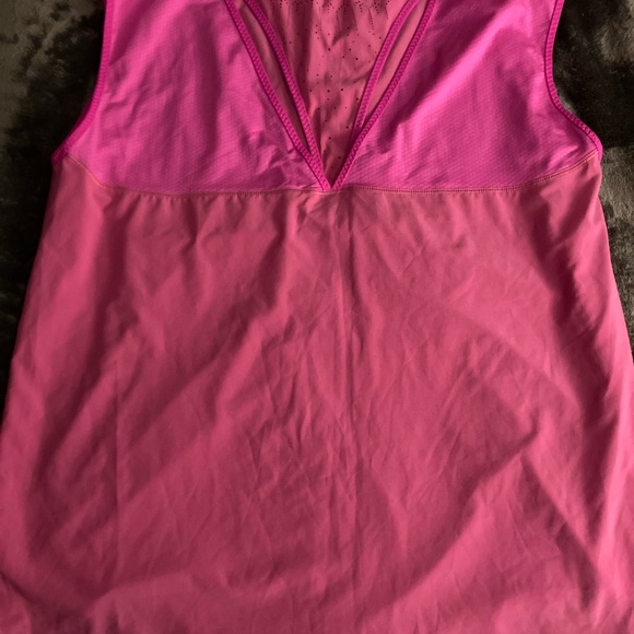 Lululemon t shirt size 12 - Picture 2 of 4